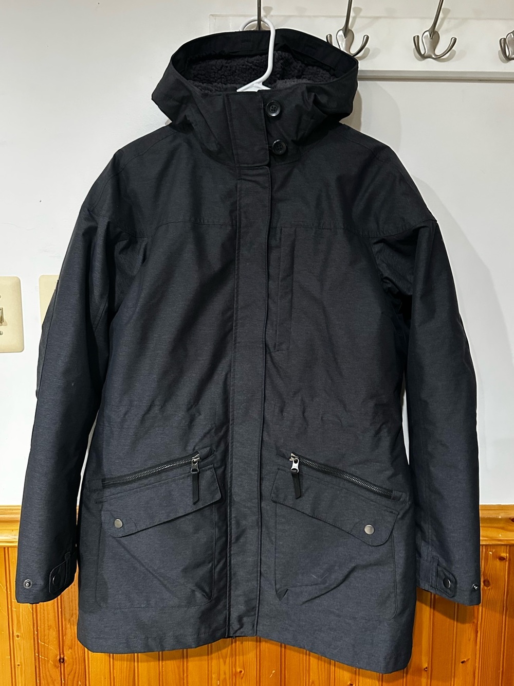 Columbia Women's Carson Pass Interchange 3-in-1 Jacket. Peat shell + Beat inner